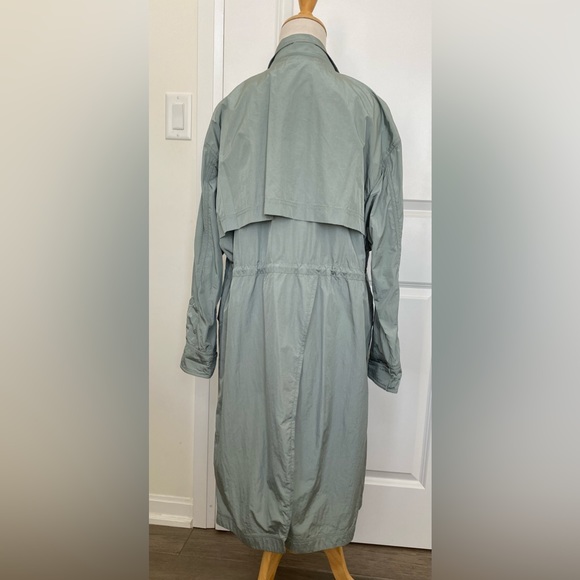 Spring rain Parka - Picture 6 of 8